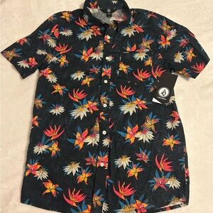 Volcom Stone Men's Small Floral Black Short Sleeve Button Up Shirt NWT